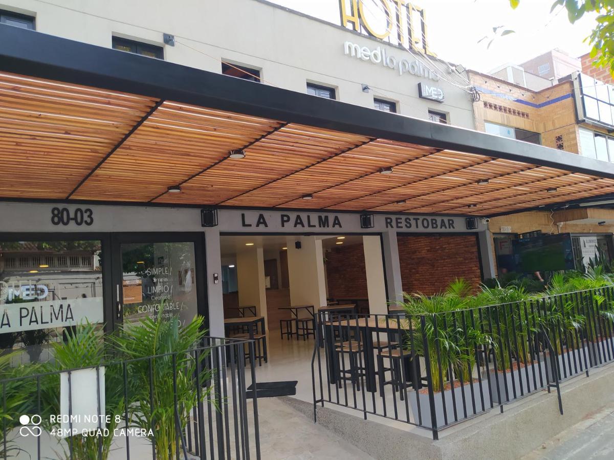 Med La Palma Hotel Medellin Exterior photo
